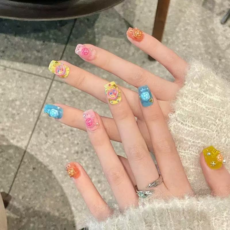 Nail Art - 100 mini kolorowych żywicznych ozdób w