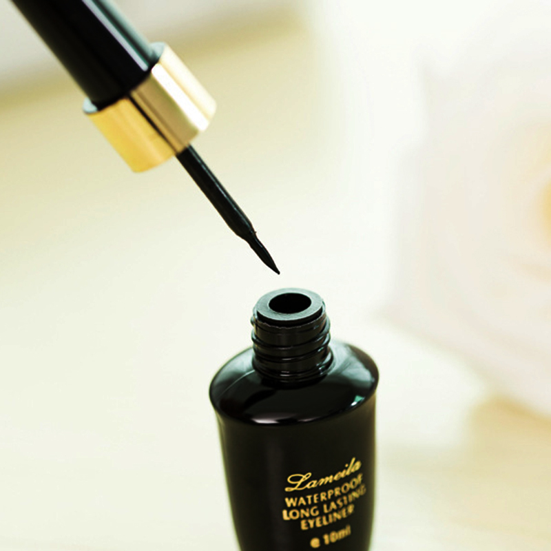 Długotrwały, twardy, bardzo ci – Waterproof Liquid Eyeliner Pen recenzja i cena