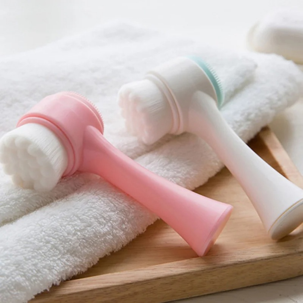 Dwustronna silikonowa szczotec – Silicone Face Scrubber Electric recenzja i cena