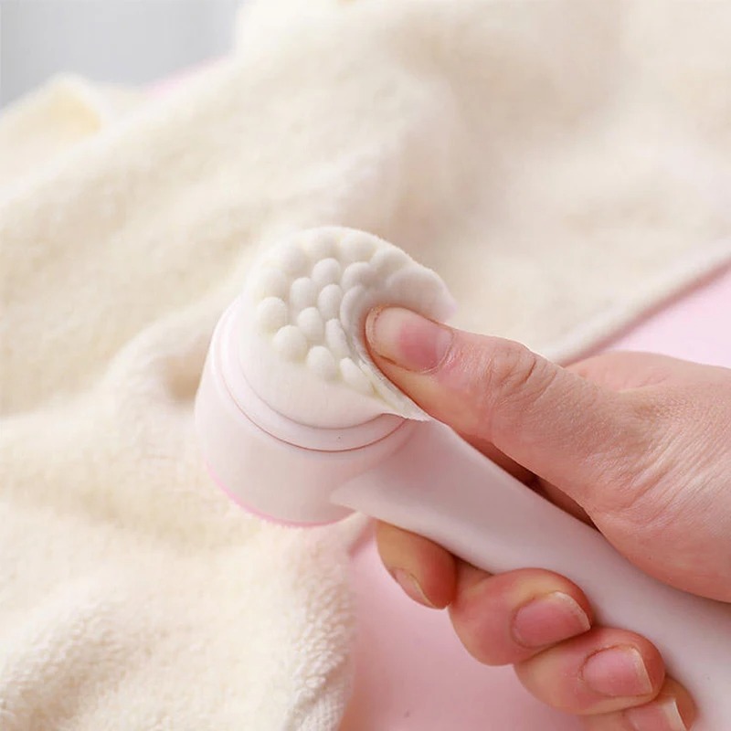 Dwustronna szczoteczka do manu – Silicone Face Scrubber Electric recenzja i cena