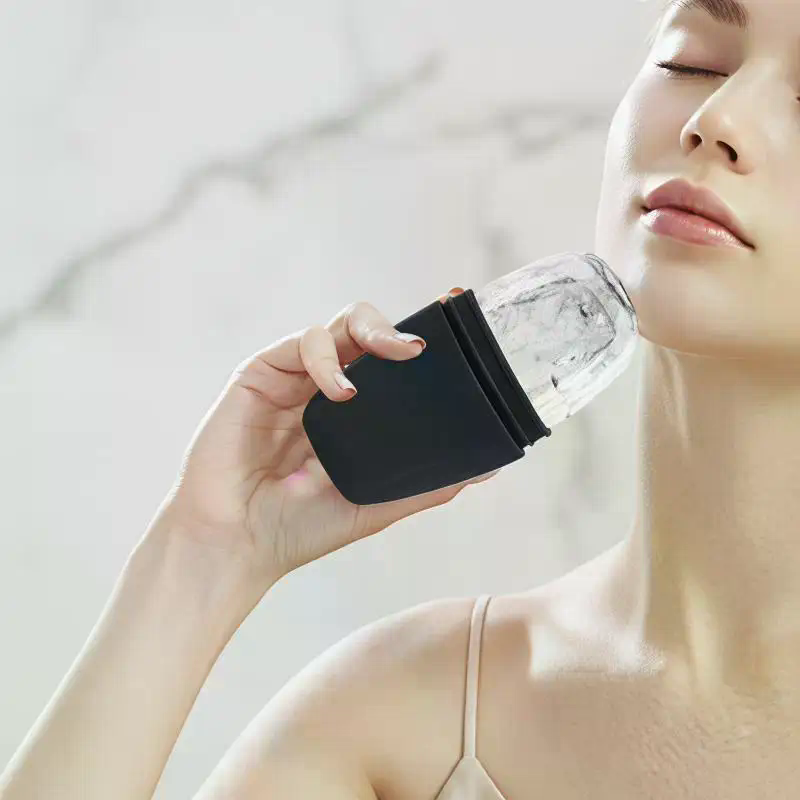 Silikonowy roller do twarzy i  – Face Ice Roller Puffiness recenzja i cena